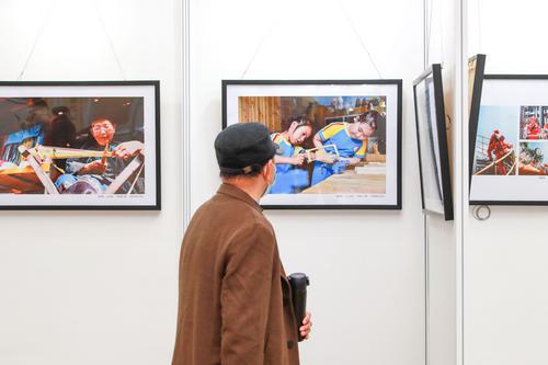 笔墨颂劳动 光影映征程 川渝职工书画摄影展开展